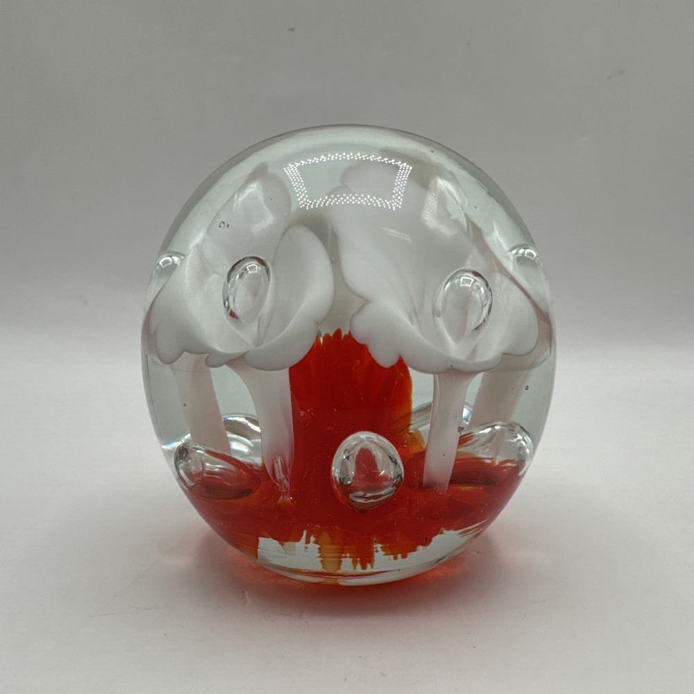Paperweight Red White Design Floral Art Glass Style Vintage Controlled Bubble - Picture 3 of 6